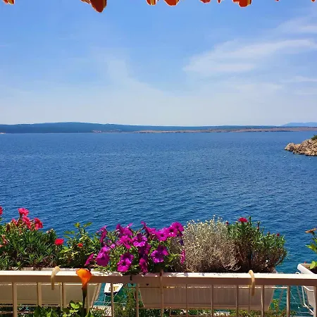 Apartments And Rooms Lucia&Veronica 3* Dramalj