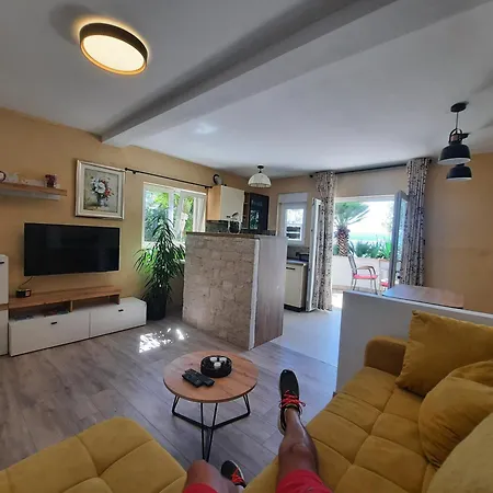 Apartments And Rooms Lucia&Veronica 3* Dramalj