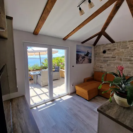 Apartments And Rooms Lucia&Veronica 3*